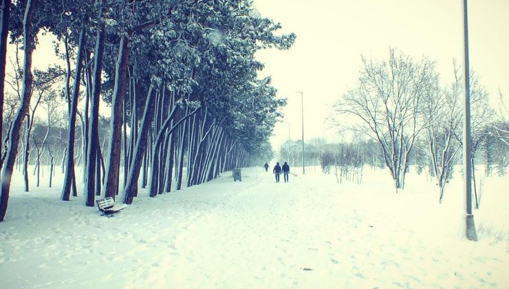 İstanbul’da okullara kar tatili geldi!