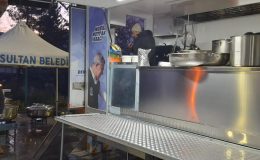 EYÜPSULTAN BELEDİYESİ’NDEN DEPREMZEDEYE SICAK ÇORBA VE YEMEK