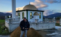 FERZAN ÖZER’İN SAYESİNDE 70 YIL SONRA EZAN OKUNDU!
