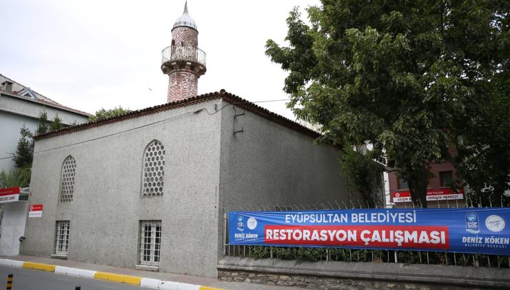 Eyüpsultan Belediyesi, Düğmeciler Camii ve Haziresi’ni restore ediyor