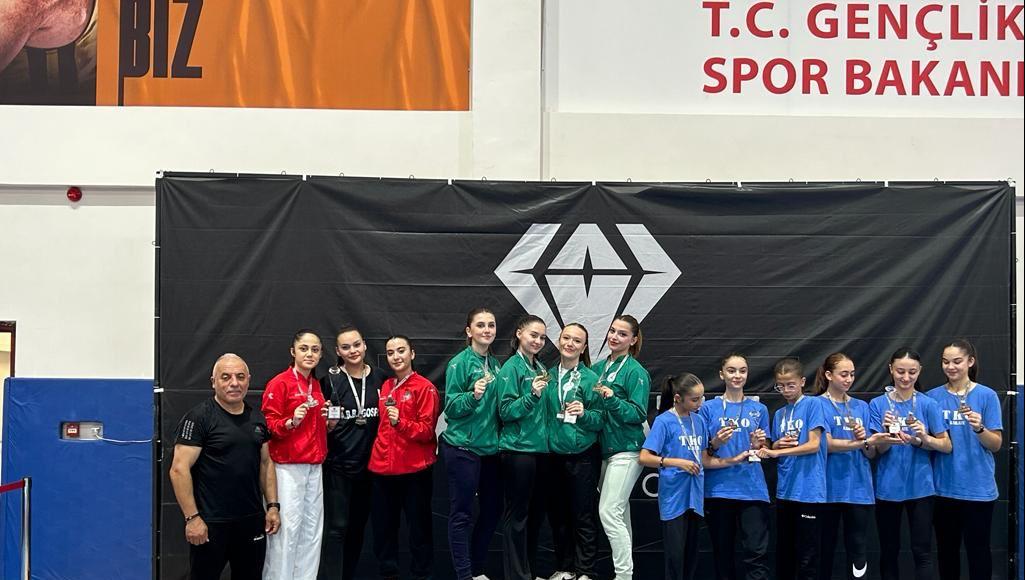Gaziosmanpaşalı Karatecilerden Diamond Cup’ta 13 Madalya
