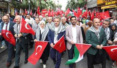 Gaziosmanpaşa’da “Filistin İçin Engel Yok” Yürüyüşü Düzenlendi