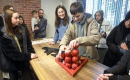 Öğrenciler, matematiğin kolay ve eğlenceli yanlarıyla tanışıyor