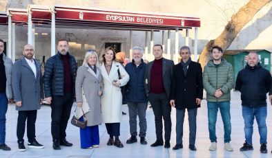 Emel Bilenoğlu Belediye Meclis Üyesi Adaylarının Evraklarını Bizzat YSK’ya iletti