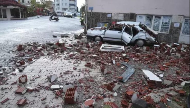 Balıkesir beşik gibi sallanıyor! Peş peşe 2 deprem daha