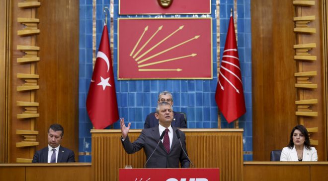 Özel’den çok sert Burcu Köksal tepkisi: Masayı yumrukladı, bardak devrildi